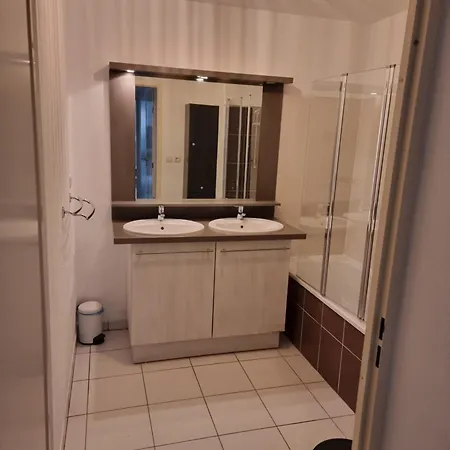 Apartmán T3 Au Calme Jardin Piscine Jusqu A 7 Personnes